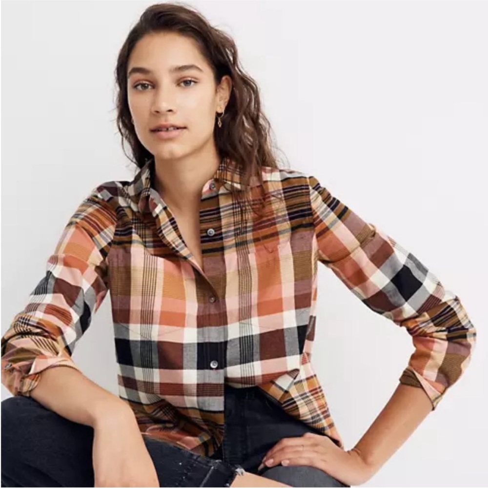 Madewell Classic Ex-Boyfriend Plaid Shirt
| Dried Coral (Coral)